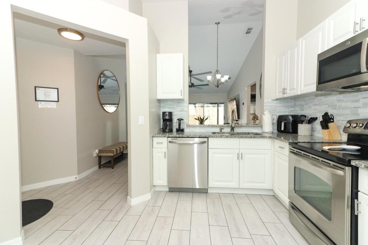 Lilys Stylish Villa Close To Disney Ideal For Long Stays Orlando Esterno foto